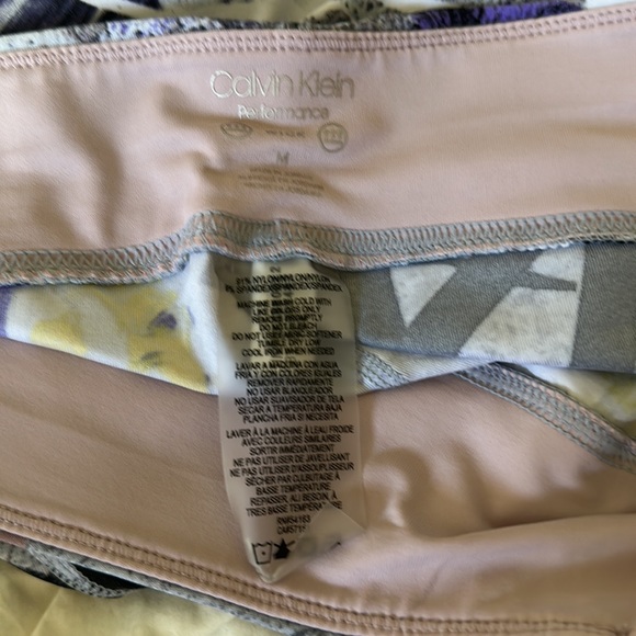 Calvin Klein Performance Crop Leggings Size Med - Picture 4 of 4